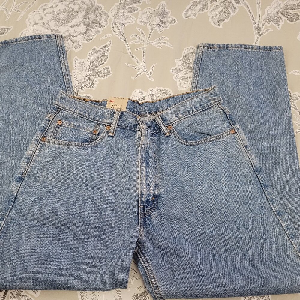 Levi's Men's 550 Light Washed 5 Pocket Jeans 34 x 30 NWT.